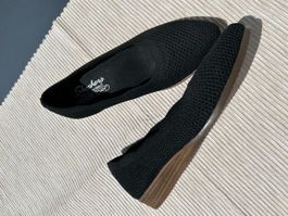 Skechers Keilschuhe, schwarz, Gr. 38, neu und ungetragen!