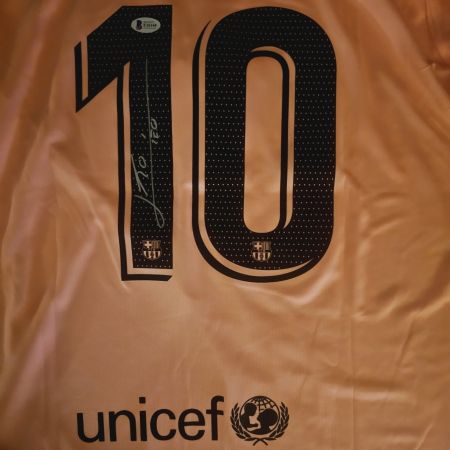 LIONEL MESSI BARCELONA 2018-19 HAND SIGNIERT