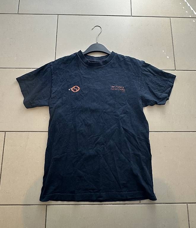 T-shirt: Oversize T-shirt mit Print – Usato da Kehrsatz venduto da aik_w2jm 3