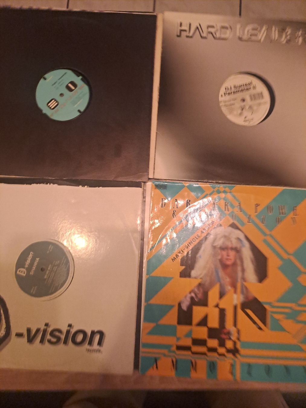 Dischi in vinile: 24 Stück Maxi- Singles , querbeet, ungeprüft . – Usato da Uetendorf venduto da Essiggurken 2