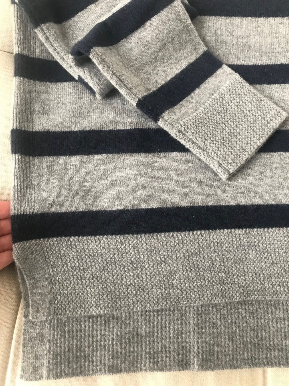 Pulls & Sweat-shirts: Pullover – Neuf (Voir description) à Kilchberg par boudoir076 1