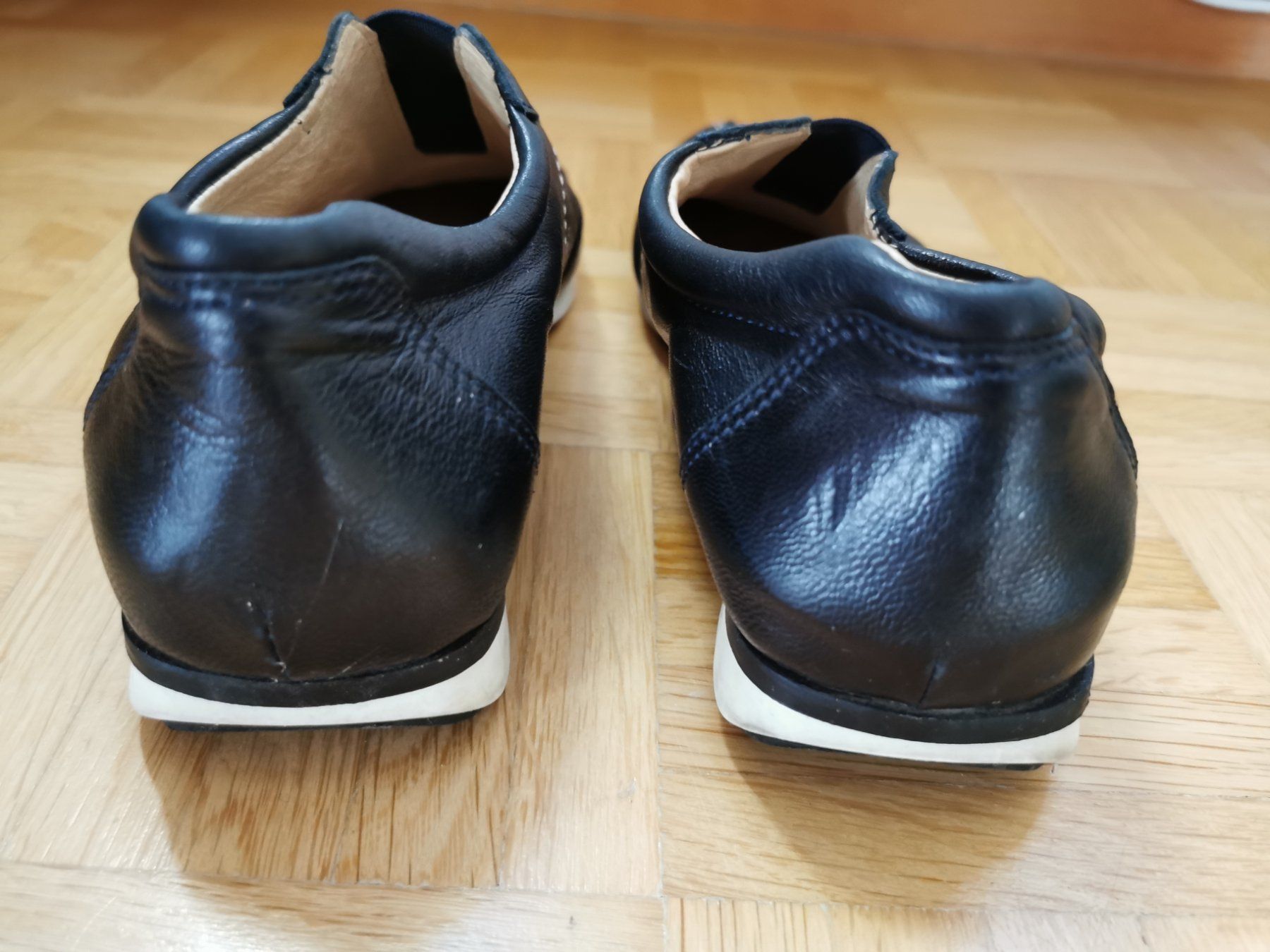 Scarpe da donna: Turnschuhe Lario echt Leder Gr. 37 – Usato da Stäfa venduto da flamingo_17 8