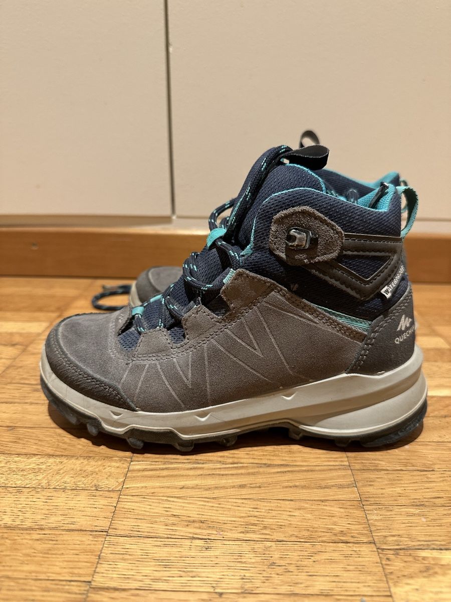Scarpe per ragazzi: Kinder Wanderschuhe, Gr. 33 – Usato da Zürich venduto da nad_z95g
