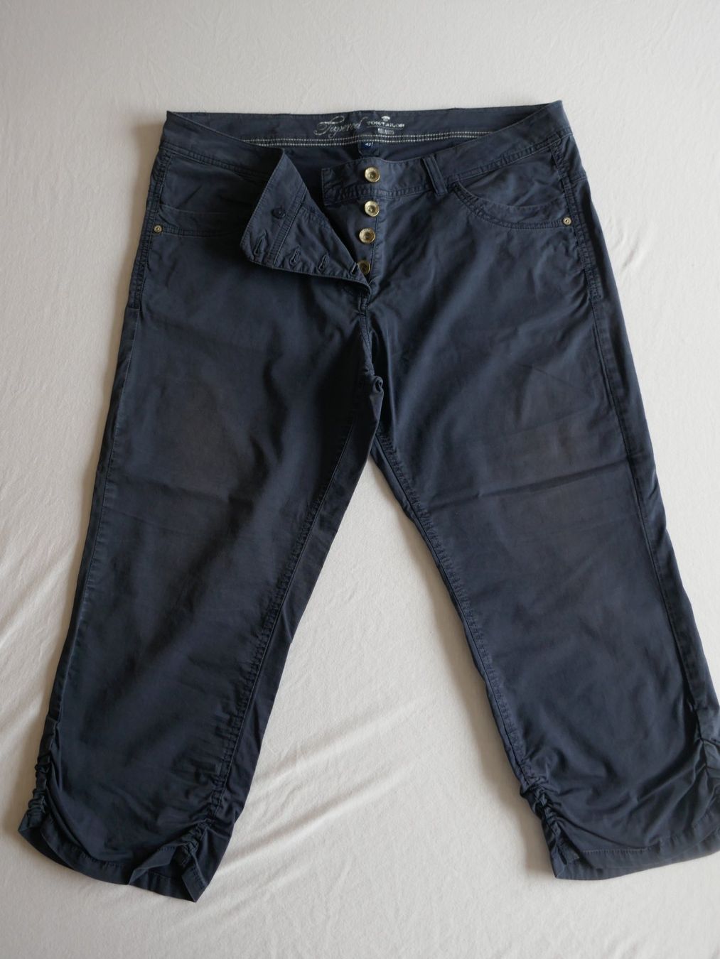 Tom Tailor Pantaloni: Tom Tailor Sommer Capri Hose - Dunkelblau – Usato da Volketswil venduto da Cobra22