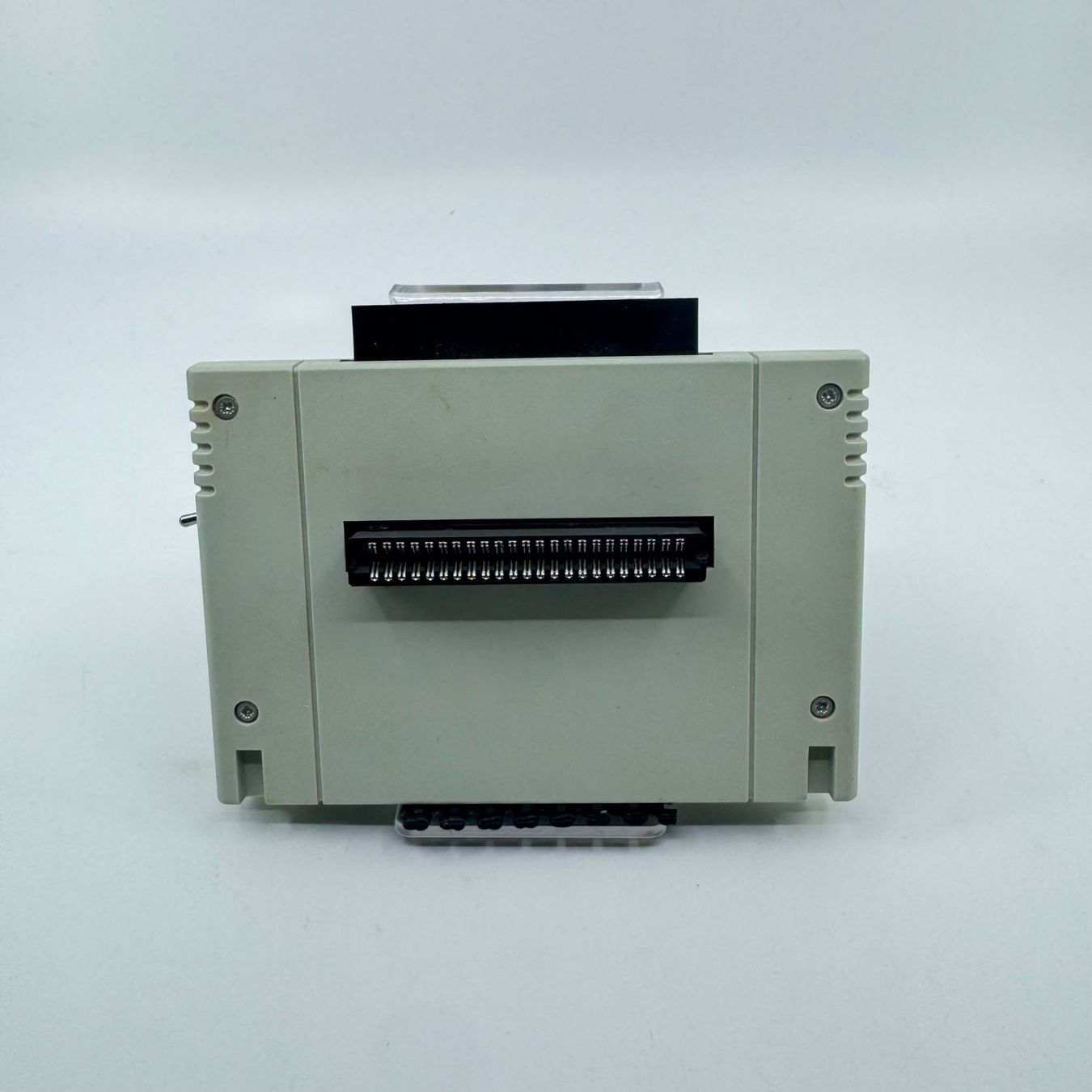 Laufwerke & Adapter: Super Nintendo Import Adapter "Universal Adapter" – Gebraucht aus Herisau von Seyashop1 1