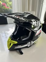 Airoh Motocross Helmet Size M Black Y White Used