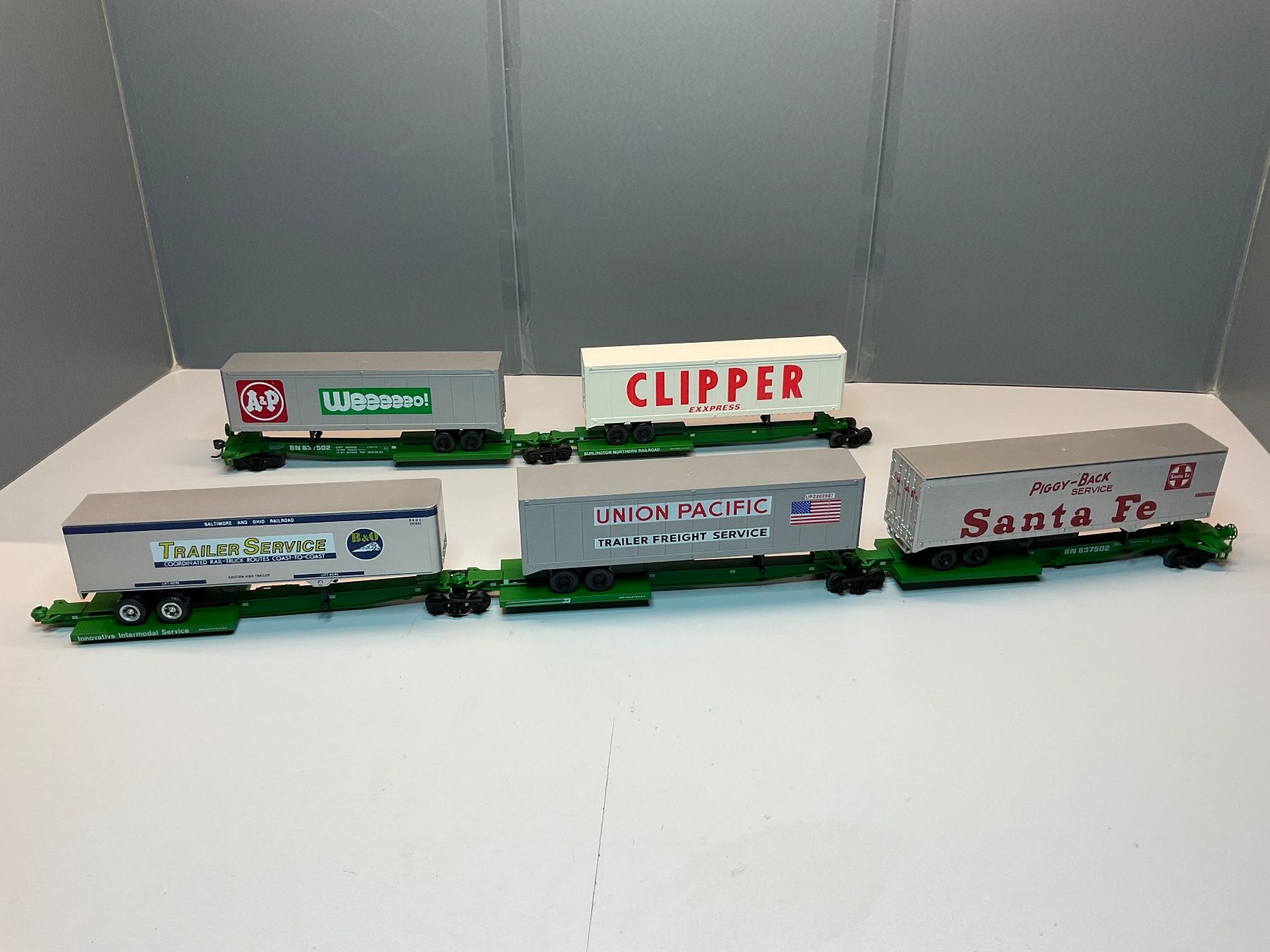 Athearn Modellini di ferrovie: 5x Train Trailer Wagen H0  Athearn/Walthers – Nuovo (secondo la descrizione) da Nänikon venduto da R_rota 2