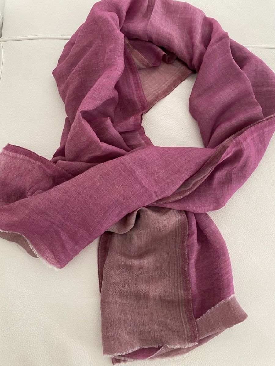 Foulard & Sciarpe: Wolle Schal 🌸 – Usato da Opfikon venduto da Luis144