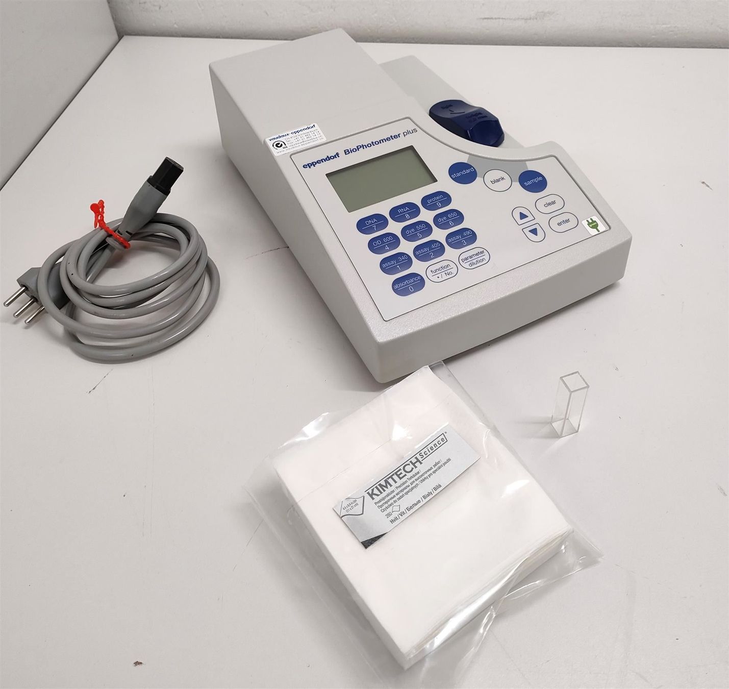 Laborzubehör: Eppendorf BioPhotometer Plus – Gebraucht aus Niederdorf von LeptonAG_Labor 1