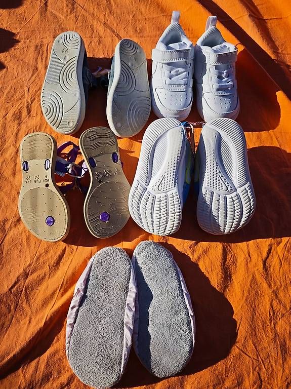 Scarpe per ragazze: 19.5-23 Sommerschuhe Einzelverkauf  – Usato da Rueras venduto da fscw 1