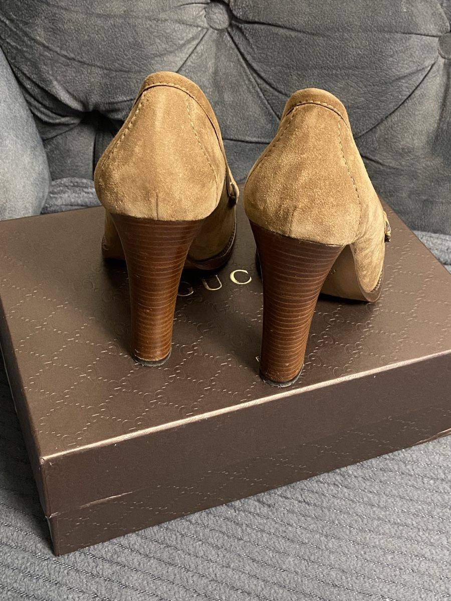 Gucci Scarpe da donna: Talon Gucci taille 39 – Usato da Montreux venduto da Perledor 5