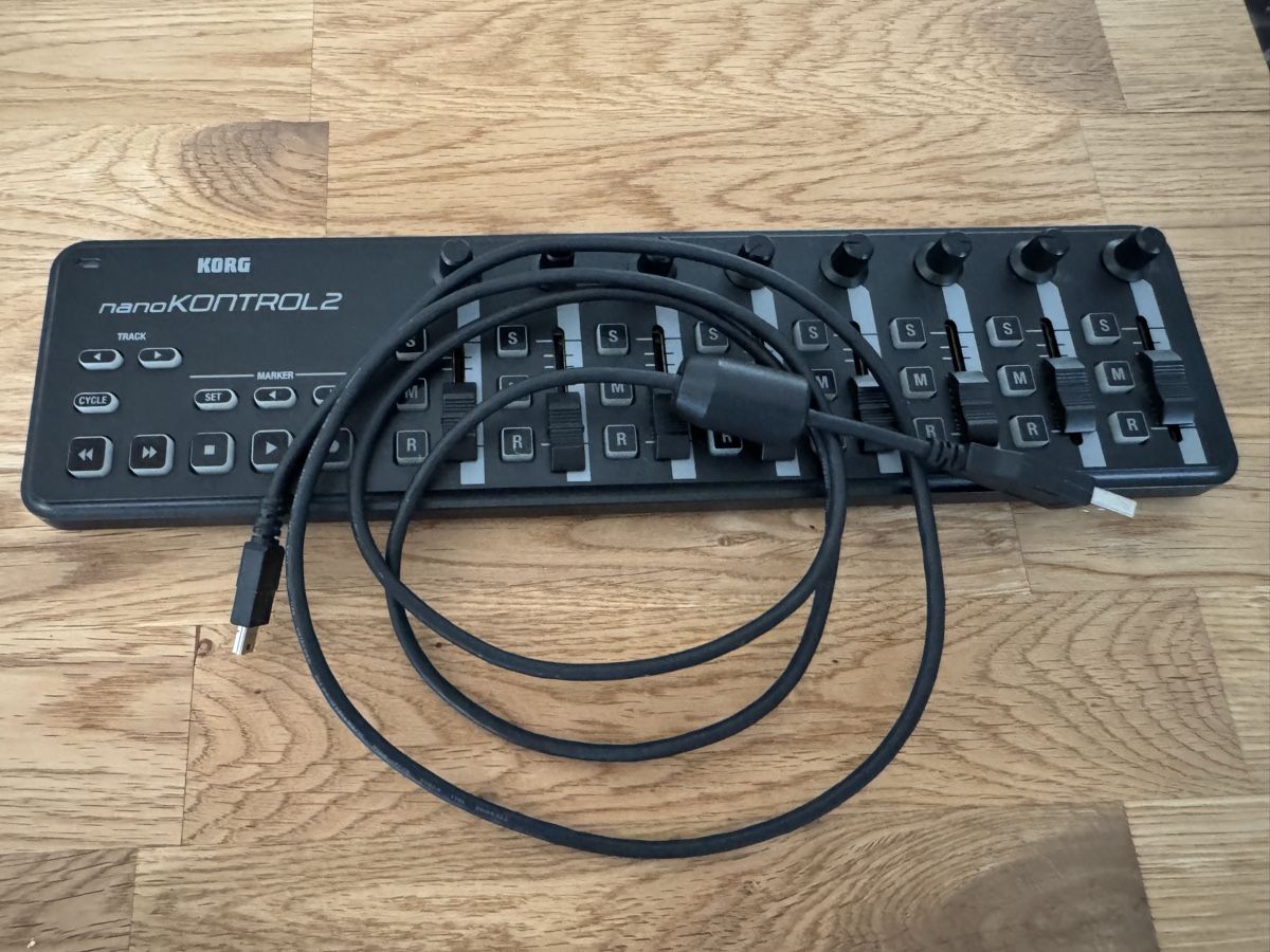 Korg Console di mixaggio: Korg Nano Kontrol 2 – Usato da Fislisbach venduto da Chicane 2