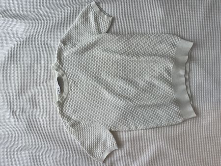 Zara Woman's Cream textured sweater, size M - Excellent