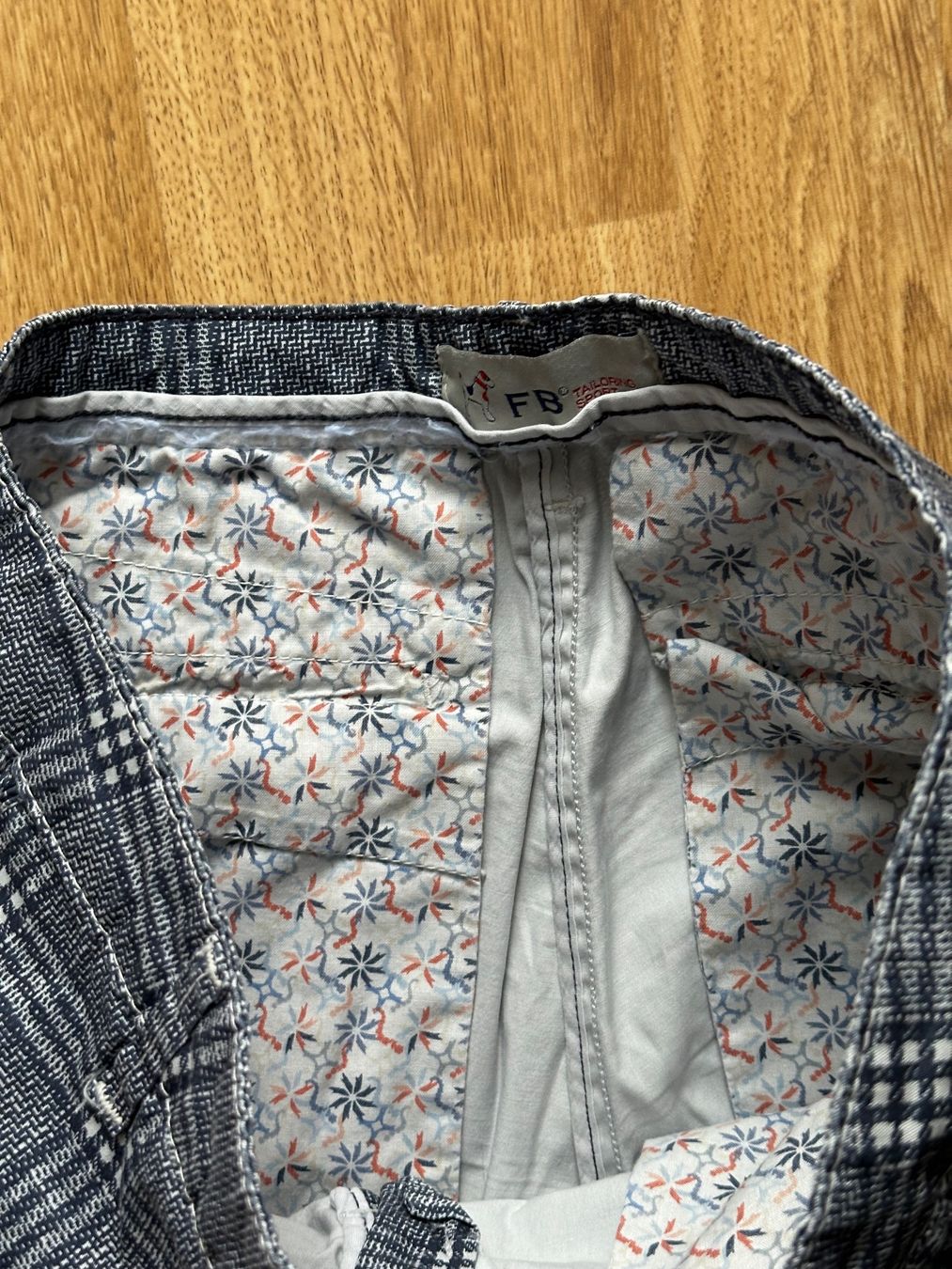 Hosen: Kurze Hosen / Shorts – Gebraucht aus Ennenda von schueppi 2
