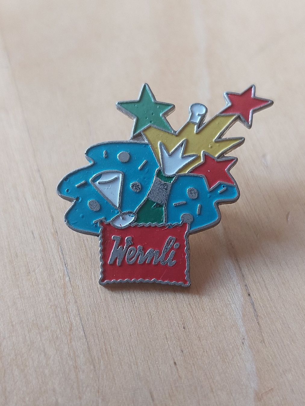 Placchette & Badge: 4 WERNLI - PIN – Usato da Gipf - Oberfrick venduto da Esnoopy 1