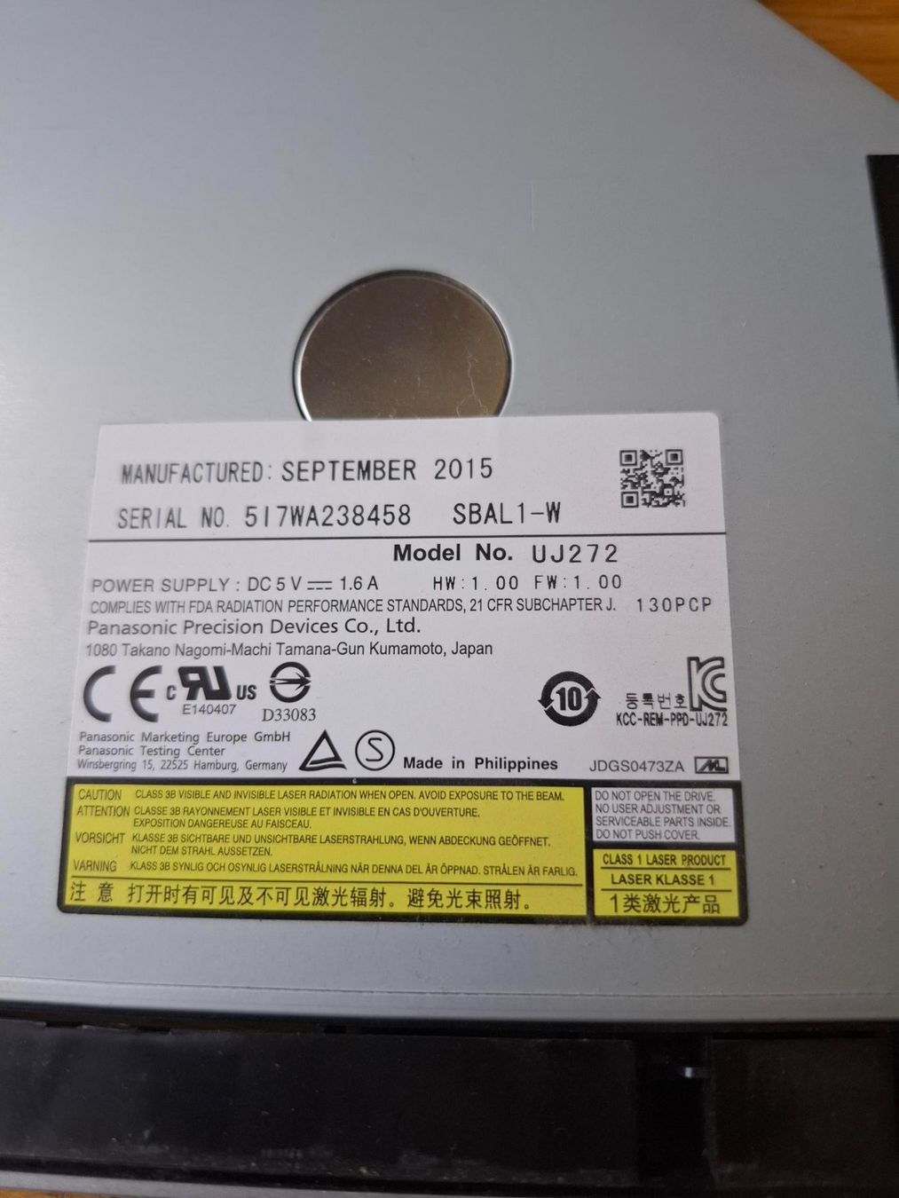 Panasonic Sistemi audio & multimediali: Panasonic DVDRW Rewriter Drive UJ272 | SATA Laptop – Usato da Binningen venduto da Donmiro