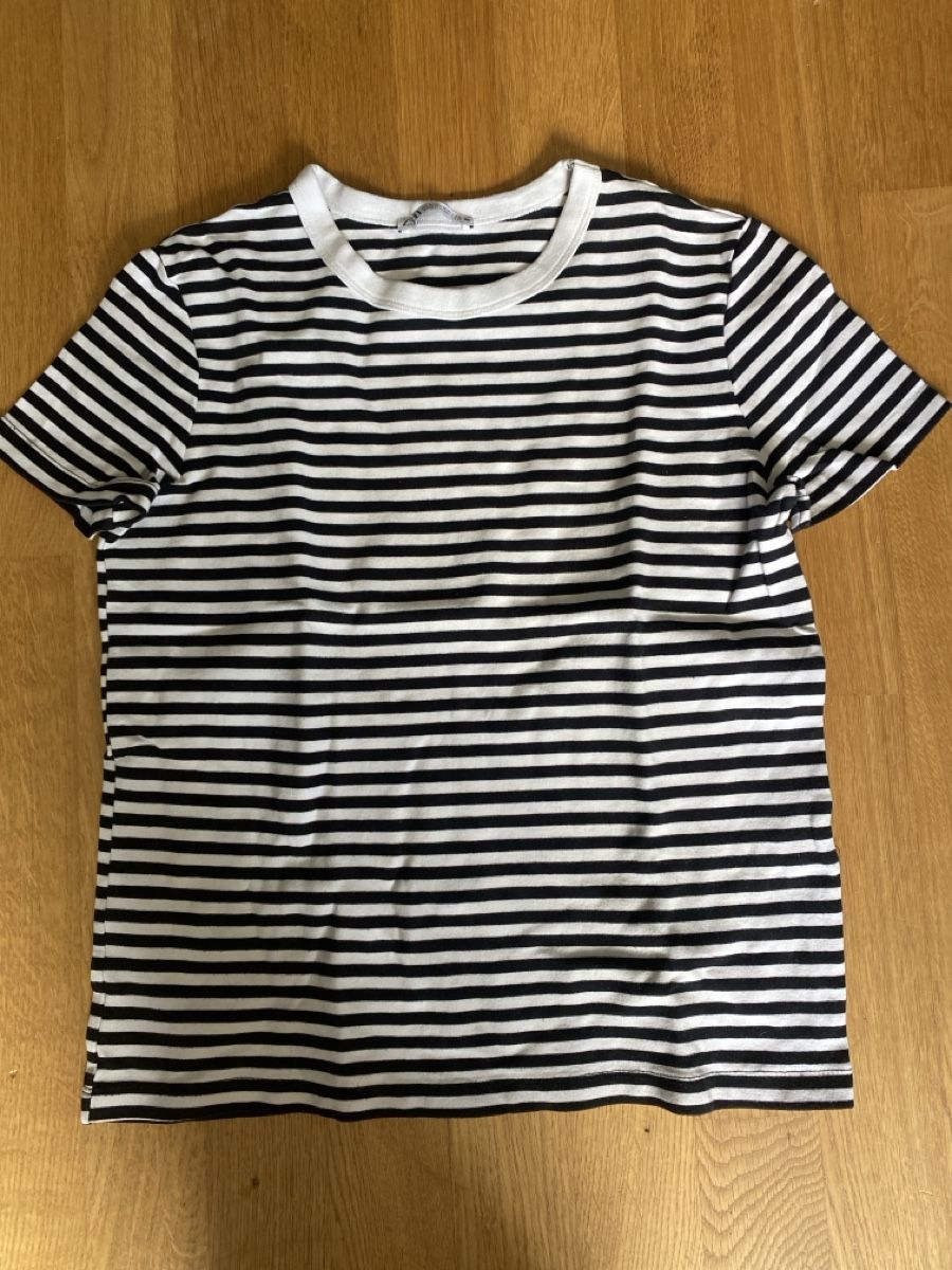 Zara T-shirt: Beau t-shirt 🎉 – Usato da Villeret venduto da Laloer22