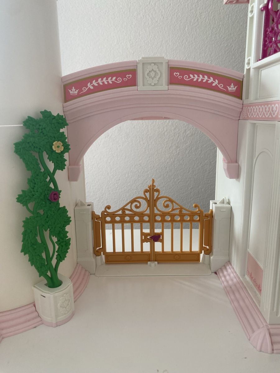 Playmobil Spielzeuge: Playmobil Schloss – Gebraucht aus Lachen/SZ von Flower2 2