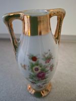 Kleine Alte Porzellan Amphore/Vase mit Blumenmotiv