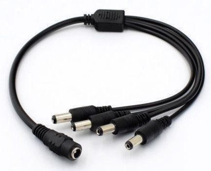 Cavi: 12 V DC Adapter Splitter 1 auf 4 – Nuovo e nell'imballaggio originale da Penthalaz venduto da Adrien011 1