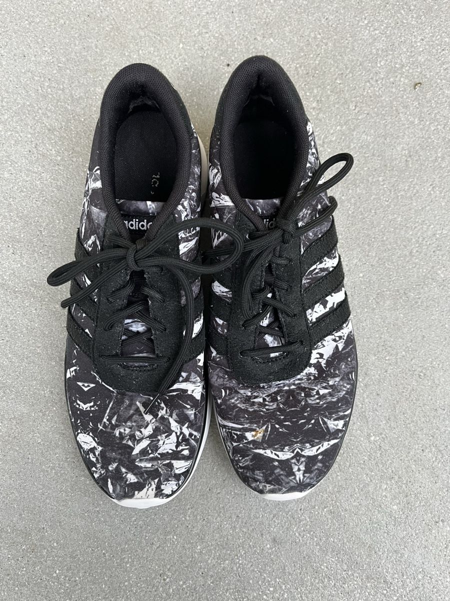 Scarpe da uomo: Chaussures Adidas – Usato da Lutry venduto da meg_pk9l 1
