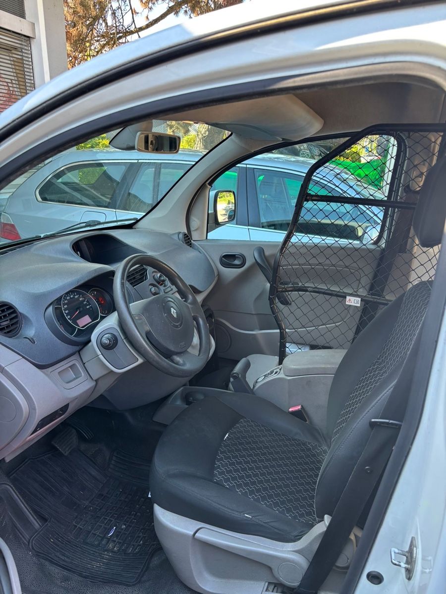 Renault Automobili: Renault Kangoo – Usato da Dübendorf venduto da tay_jcn7 5