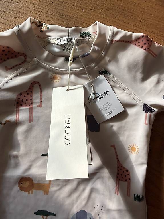 Costumi da bagno: Neuer Liewood Badeanzug, size 68 – Usato da Bern venduto da wruva 2