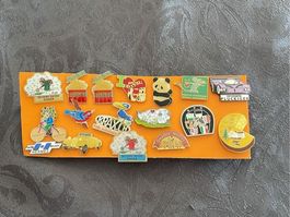 Lot de 15 pins divers thèmes occasion