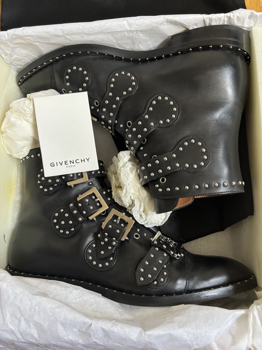 Givenchy Chaussures femmes: Givenchy boot 41 – D'occasion à Ostermundigen par Delphine74 3