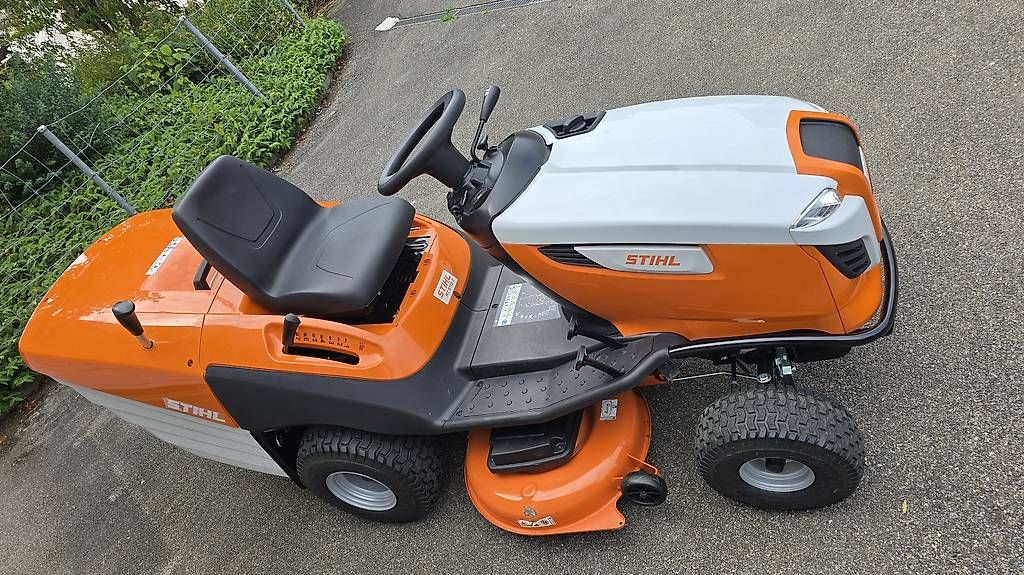 Tondeuses à gazon: Rasentraktor Stihl NP 7400chf – D'occasion à Bronschhofen par Timi.g 6