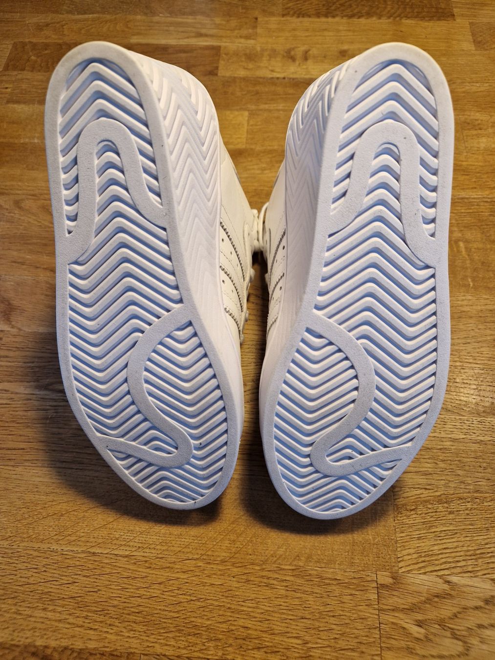 Adidas Damenschuhe: Adidas Superstar Ellure / Keilabsatz – Gebraucht aus Kerns von artisamantes 3
