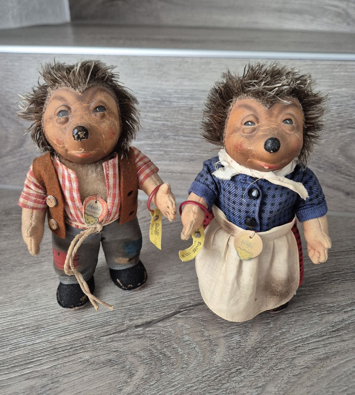 Steiff Puppen: Steiff Igelpaar Mecki und Micki 17cm – Gebraucht aus Ellighausen von kim_vkt5