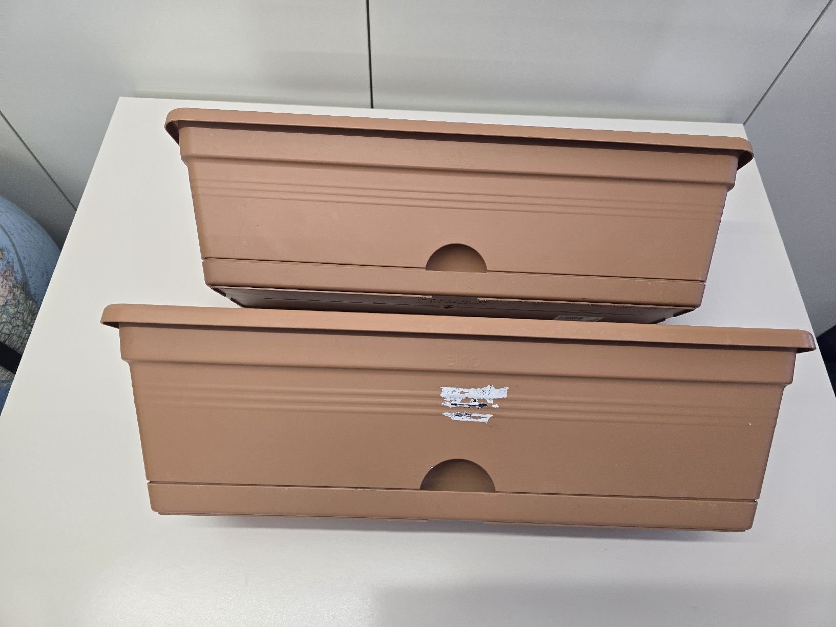 Coop Blumentöpfe: Elho Blumentöpfe 50cm/ 7,5 Liter – Gebraucht aus St. Gallen von CAPYCORP
