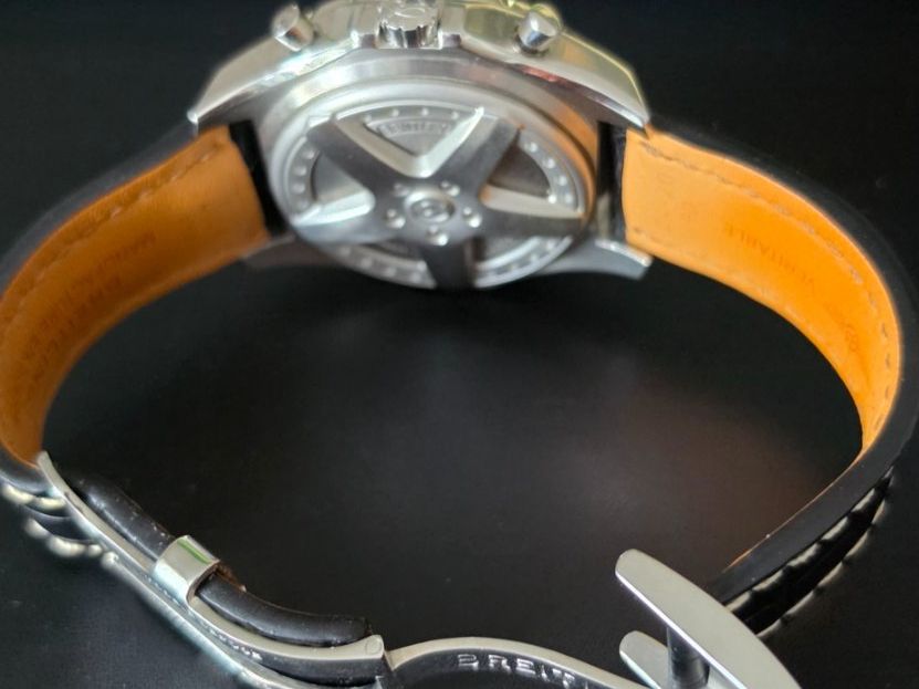 Breitling Orologi: Breitling Bentley Chronograph mit Lederarmband – Usato da Greppen venduto da piniccio 2