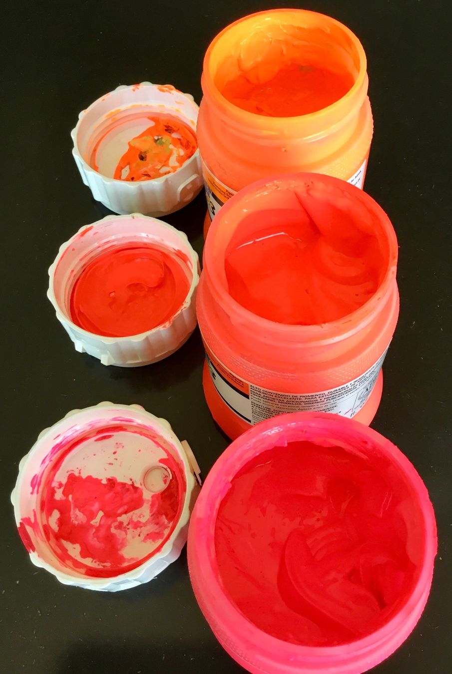 Colori: Neon Acrylfarben | 3 Dosen à 250 ml – Usato da Eggersriet venduto da Wiese61 2