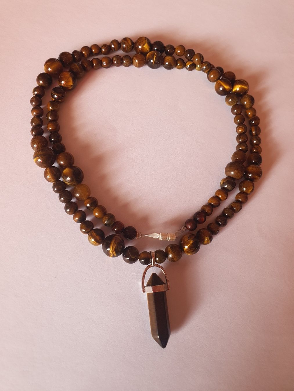 Ketten: Collier Perles et Pendentif Oeil de Tigre – Neu und originalverpackt aus Tavannes von Alkatra-kkk666 1