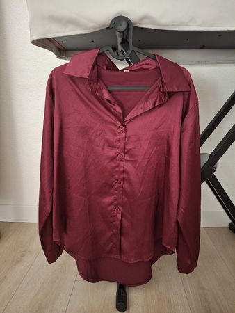 Chemise bordeaux satin