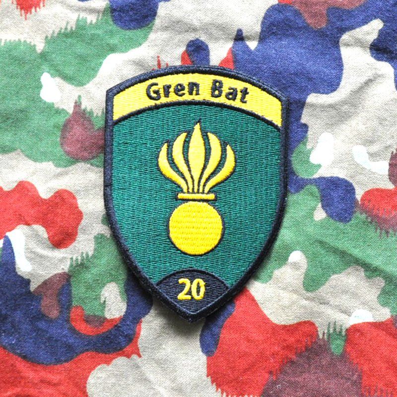 Schweizer Armee Placchette & Badge: Badge Tenü A Gren Bat 20 – Usato da Uerkheim venduto da fabulafero