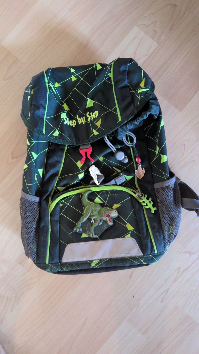 Step by Step Sacs & sacs à dos: Kindergartenrucksack Step by Step Dino Motiv  – D'occasion à Ettiswil par nadjae02