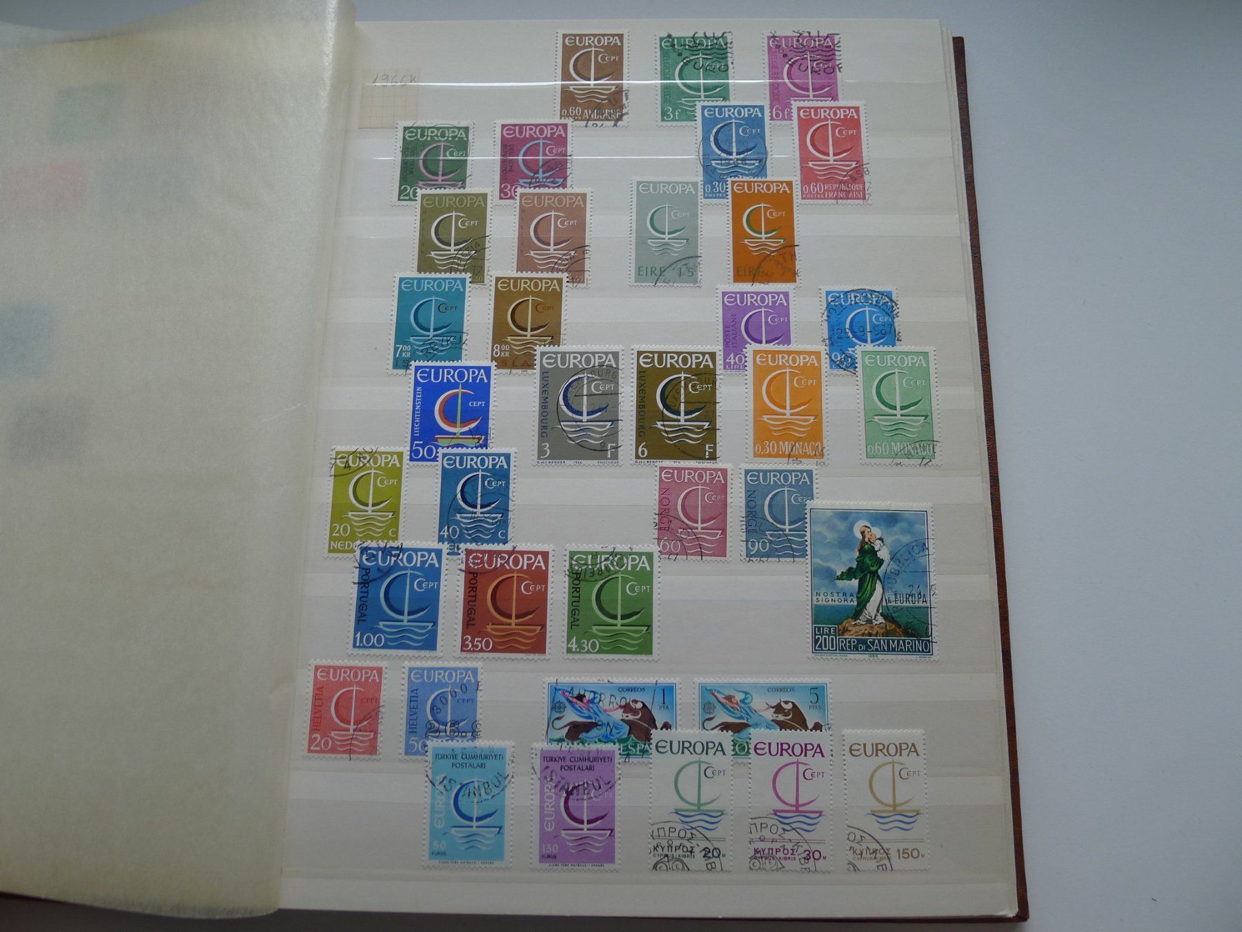 Tutti i francobolli: Ein Album mit Europa Briefmarken – Usato da Dagmersellen venduto da q1w2e3r4 4
