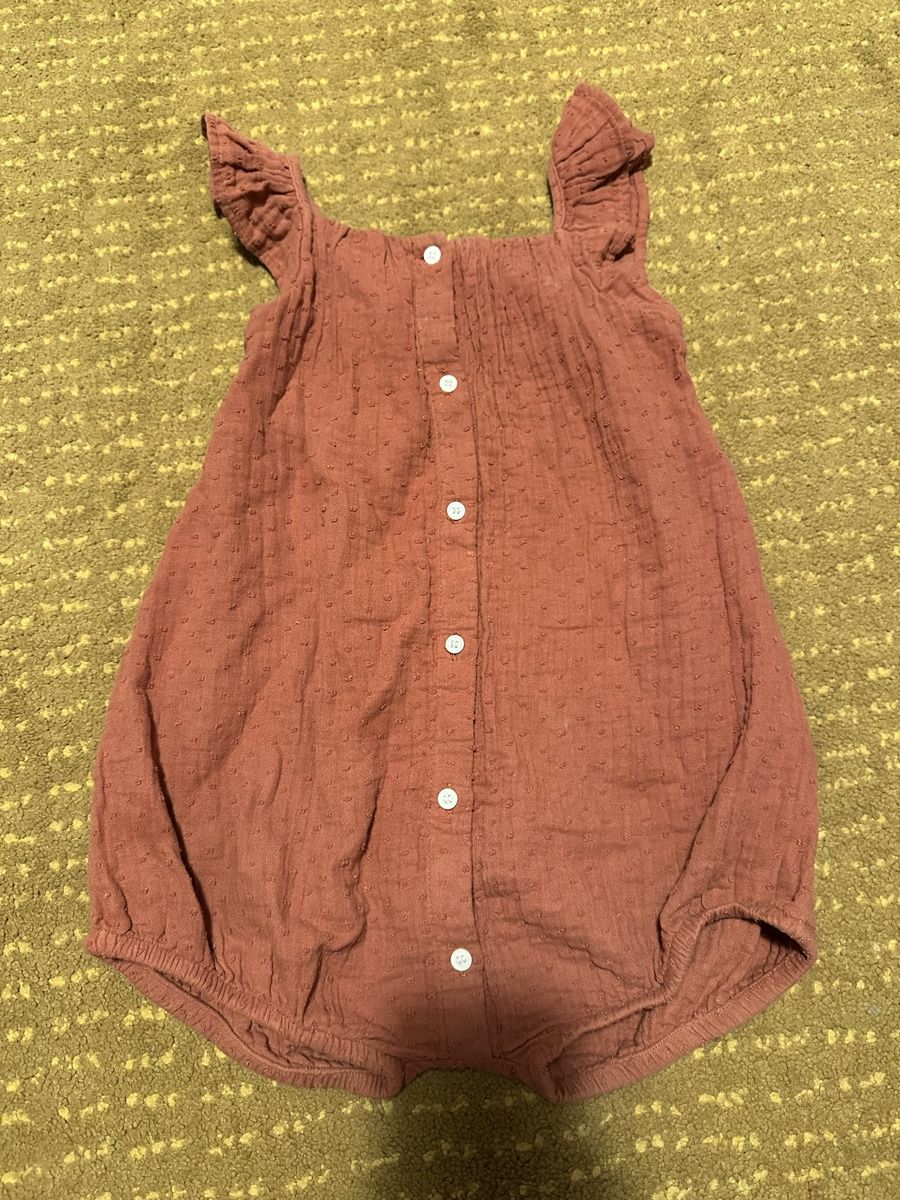 H&M Jumpsuits: Strampler rostrot Grösse 98 H&M – Neu (gemäss Beschreibung) aus Schaffhausen von NellyE