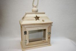 Holz Laterne