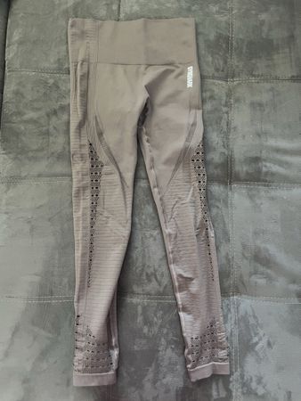 Gymshark Leggings Braun Gr. S – Cut-Outs an den Seiten – Spo