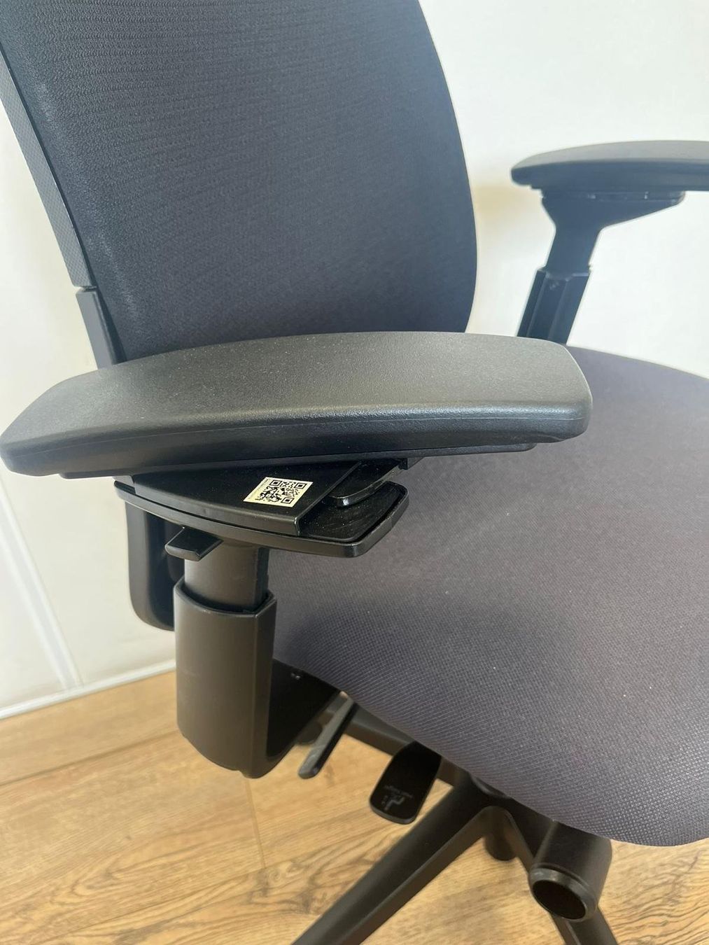 Steelcase Chaises: Steelcase Amia x Leap V2 – D'occasion à Purmerend par Offeco 3