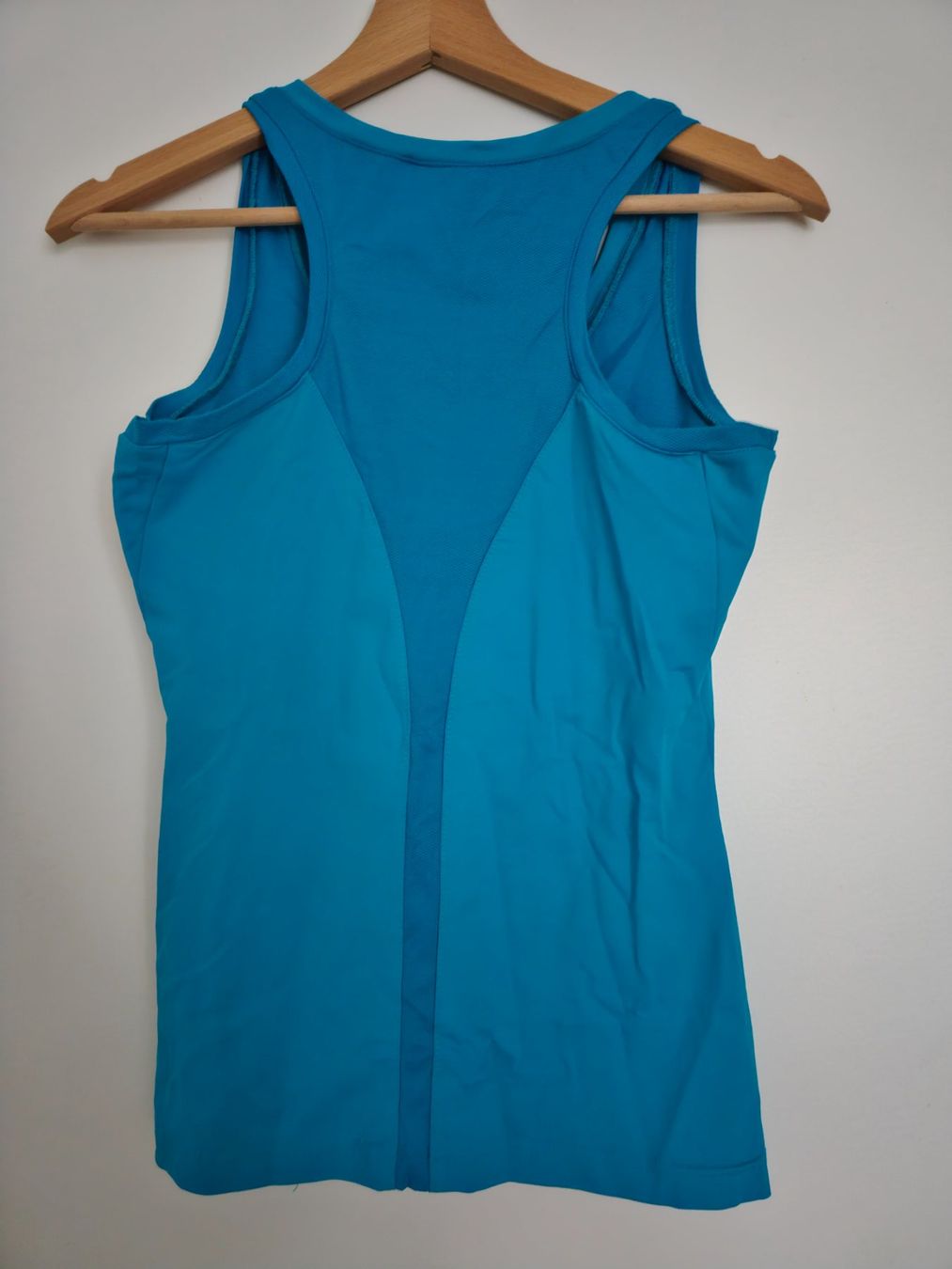 Tops: Sport-Oberteil hellblau Gr.S – Gebraucht aus Schaffhausen von sabrina915 3