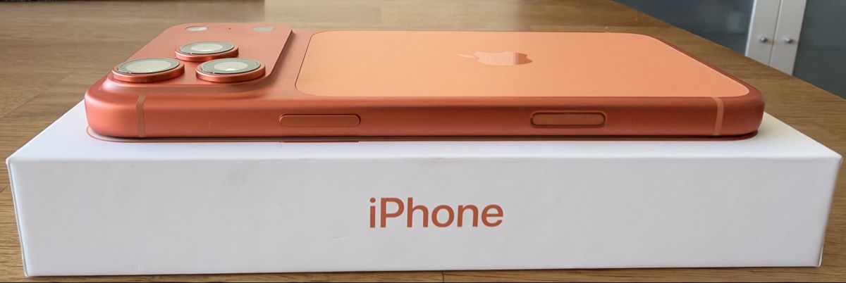 Apple Telefoni cellulari / Smartphones: iPhone 17 Pro Max 256GB Cosmic Orange – Usato da Toffen venduto da lar_bn5p 2