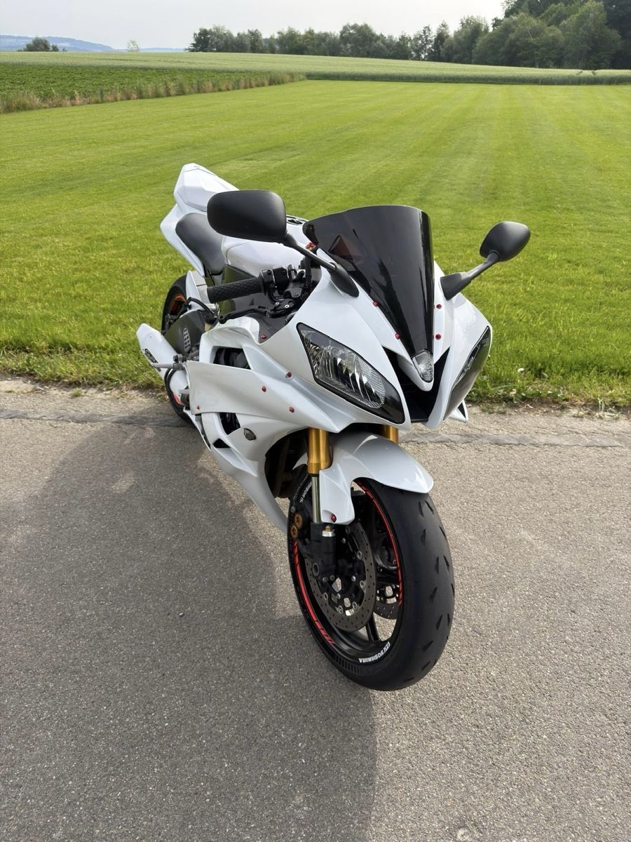 Yamaha Strasse: Wunderschöne Yamaha YZF-R6 – Gebraucht aus Rickenbach Sulz von Salentina79 3