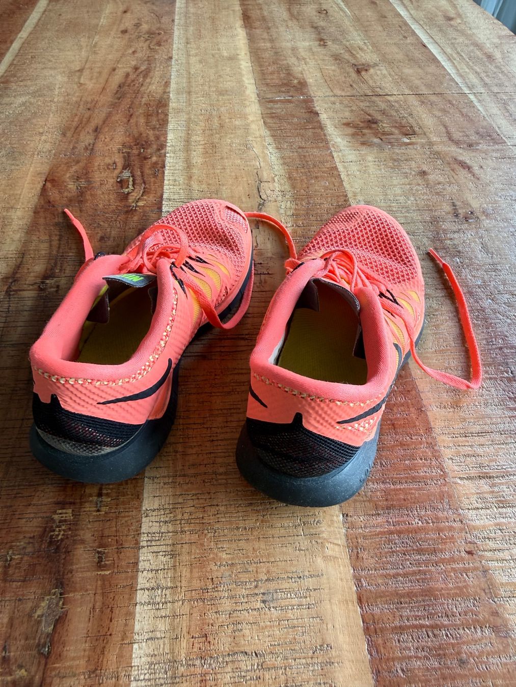 Nike Scarpe da donna: Sportschuhe – Usato da Rain venduto da Trusso 1