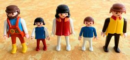 Playmobil Bauernfamilie mit Tieren und Gerätschaften