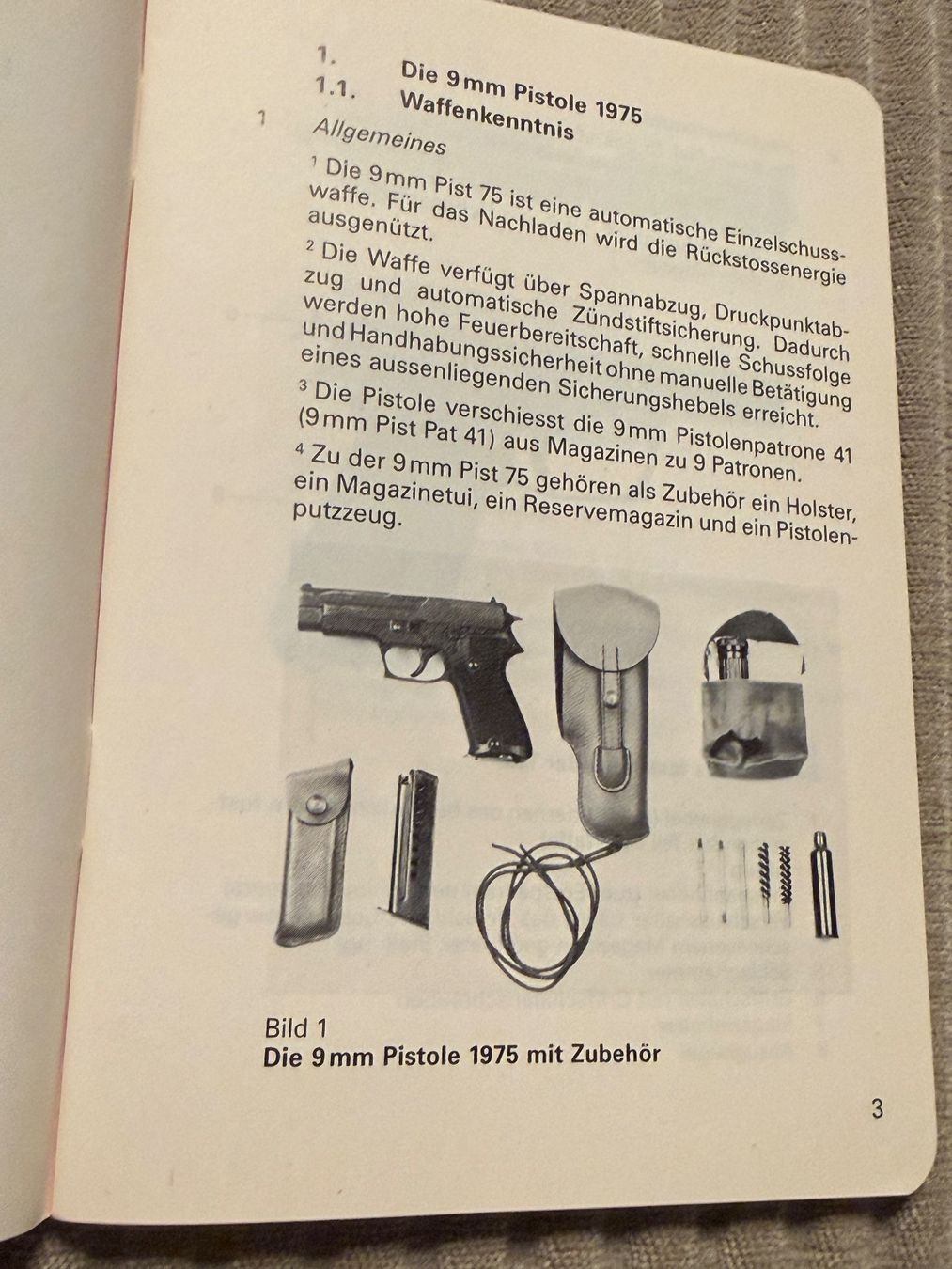 Bücher: Reglement: Die Pistolen - Schweizer Armee – Gebraucht aus Brütten von Hst1 2